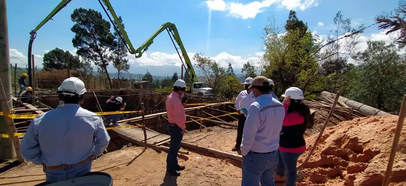 Interventoría construcción y optimización acueducto urbano de Sutamarchán - Boyacá 3 Vaciado de concreto impermeabilizado