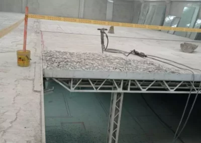 ejecucion de la obra de construccion de la nueva sede del Laboratorio Farmaceutico Quasfar 3