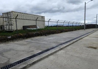 Construcción y mejoras en áreas de almacenamientos de Cambridge Colombia LLC. Bogotá